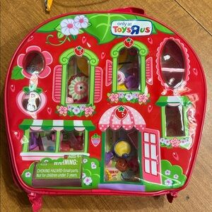 2009 Strawberry Shortcake Case W/ Accessories
